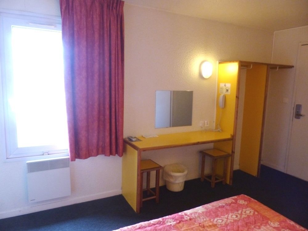 The Originals Access, Hotel Moustache, Seclin Eksteriør billede