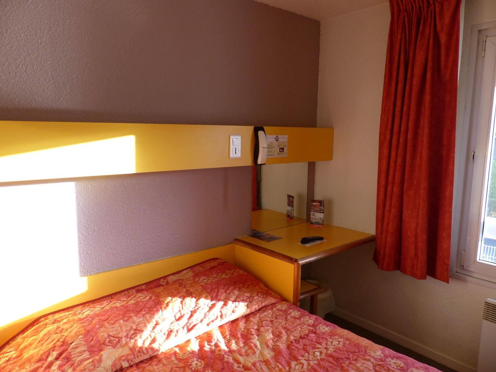 The Originals Access, Hotel Moustache, Seclin Eksteriør billede